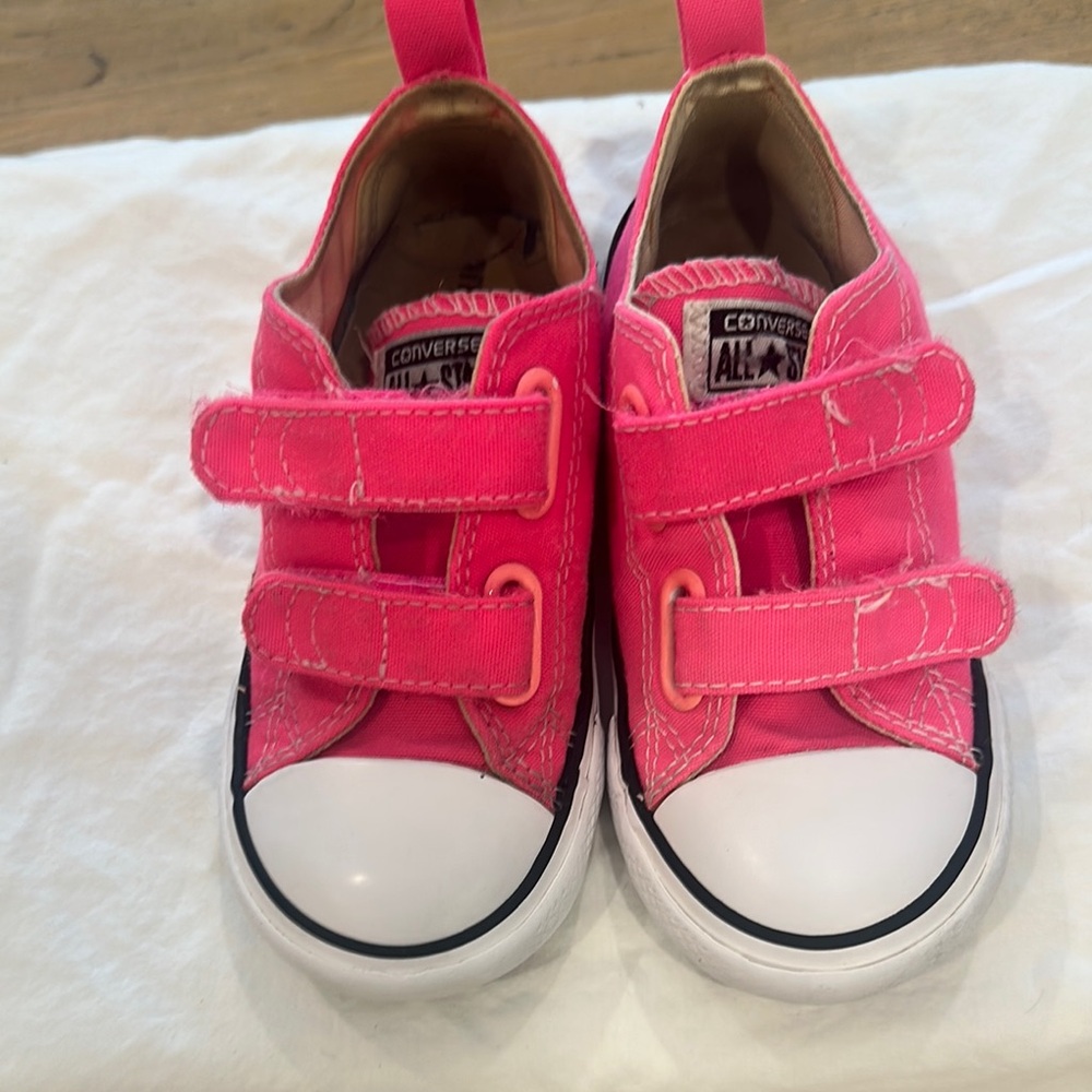 Converse Kids Pink Sneakers
